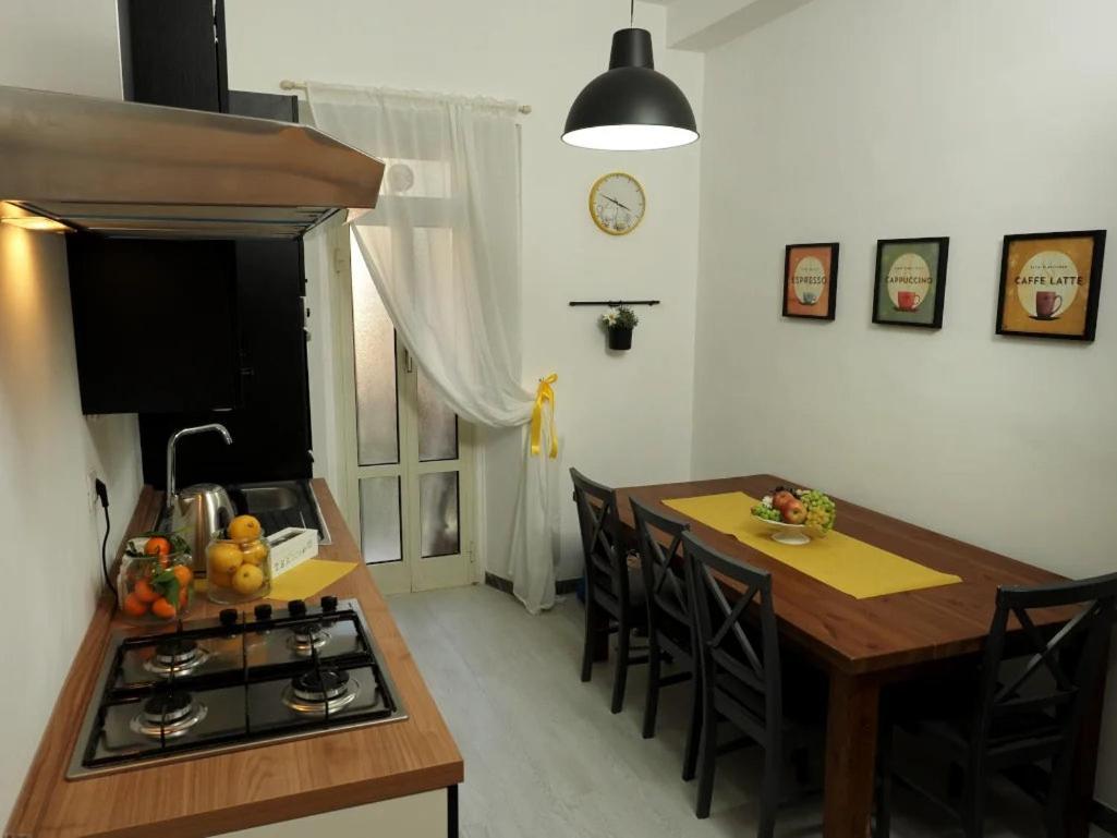 Regina Margherita Casa Vacanza Civitavecchia Exteriör bild